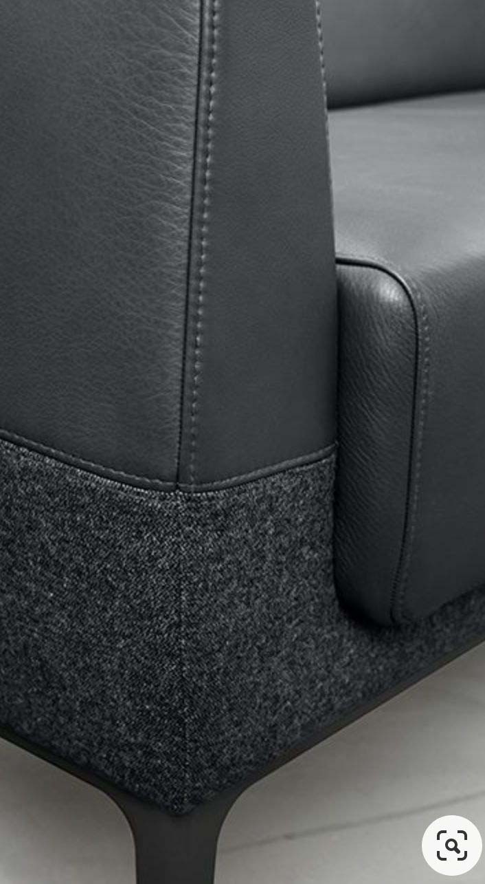 Leatherette Showcase